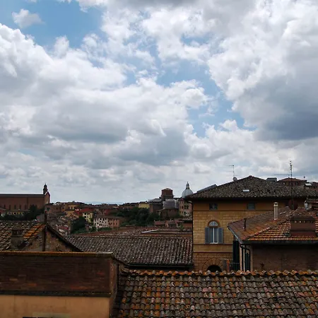 Piccolo Il Palio 2* Sienne